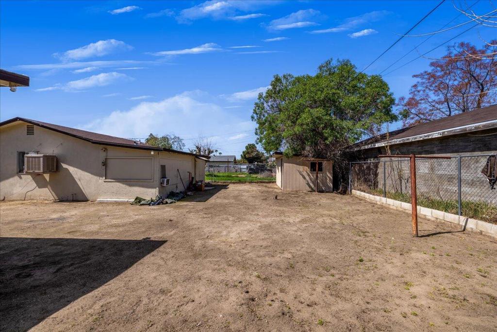 249 & 255 W 6th Street