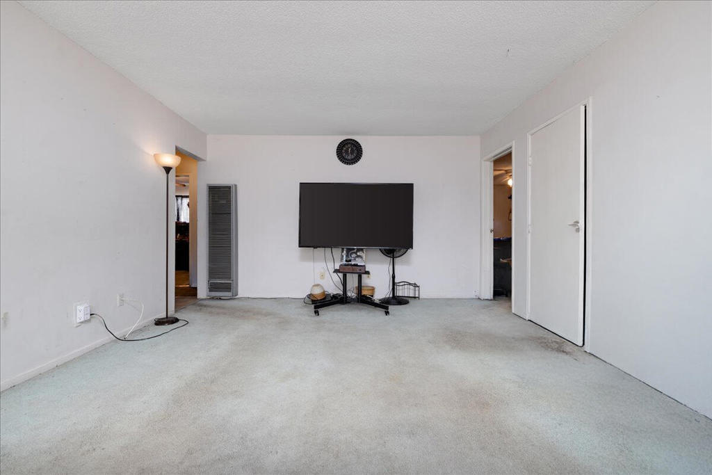 249 & 255 W 6th Street