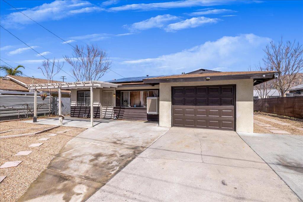 249 & 255 W 6th Street