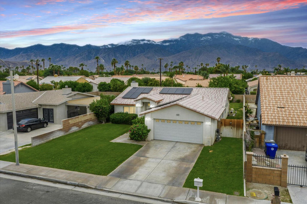 30275 Avenida Juarez