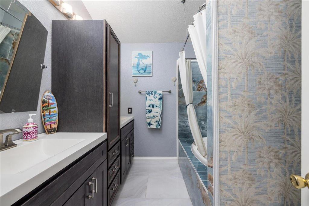 9387 Hot Springs Road