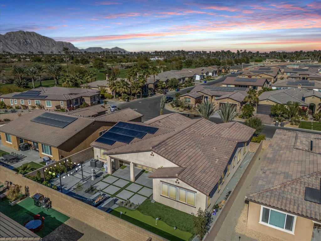 81797 Via San Clemente