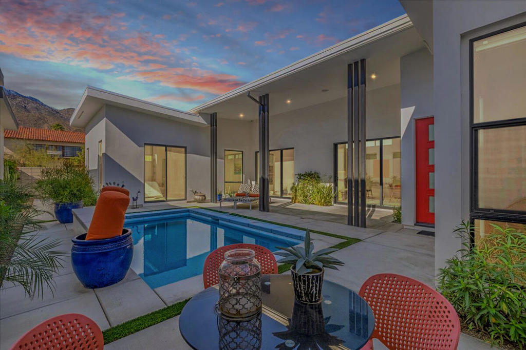 151 Holliday Way
