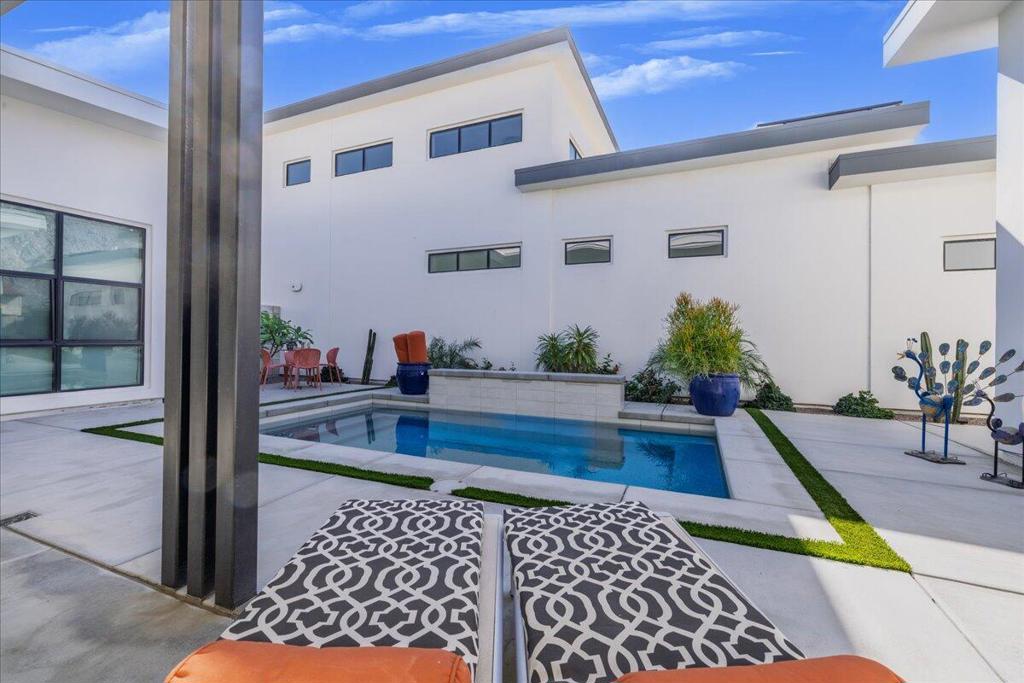 151 Holliday Way