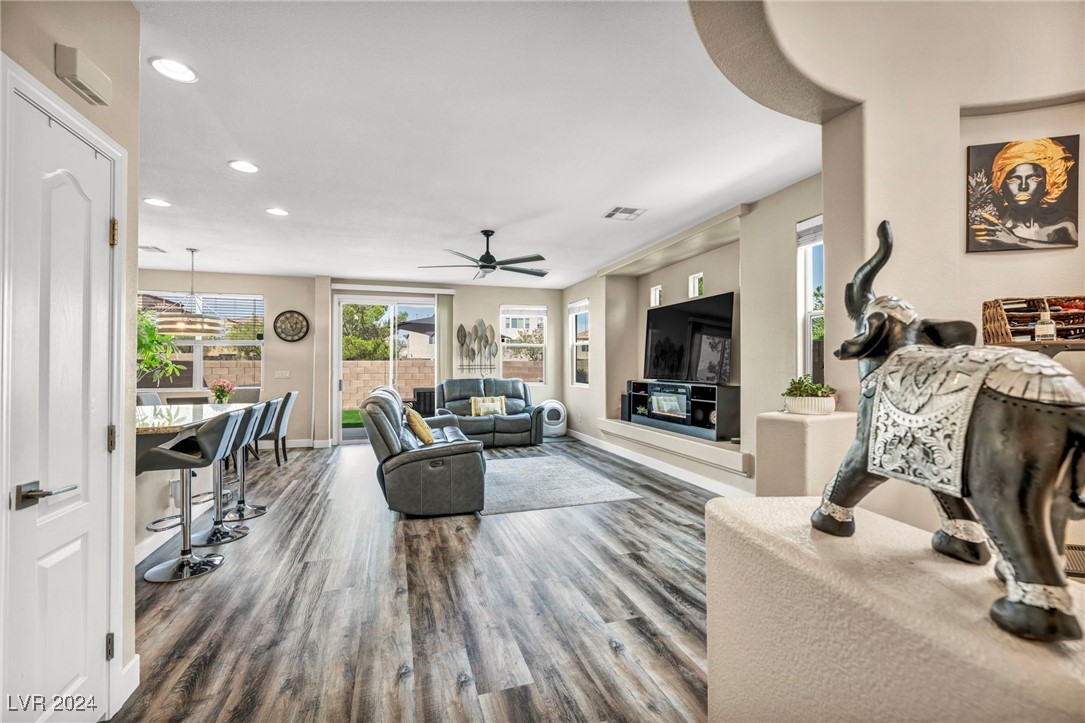 9106 Vintage Wine Avenue