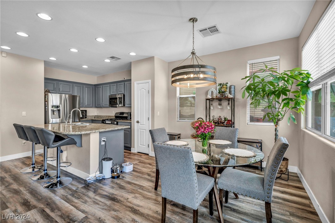 9106 Vintage Wine Avenue