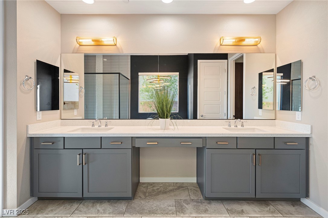 19 Hilltop Crest Street