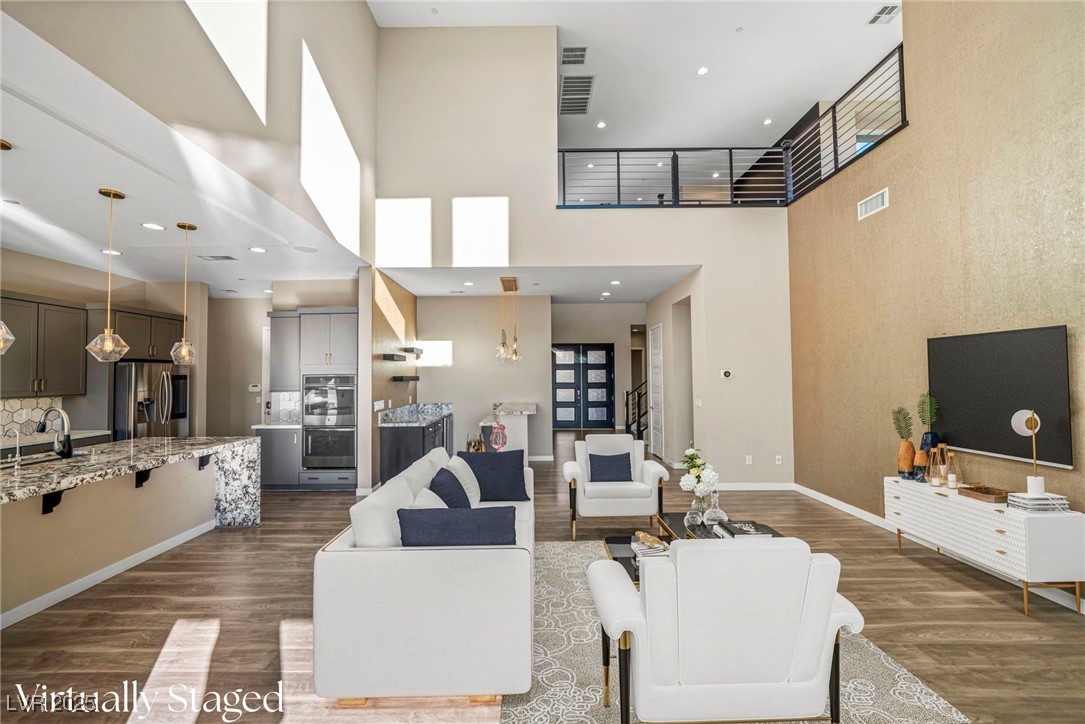 19 Hilltop Crest Street