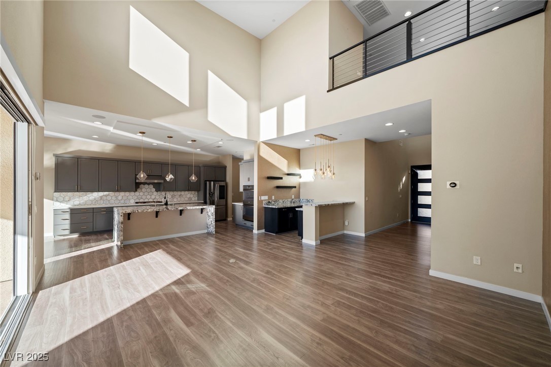 19 Hilltop Crest Street