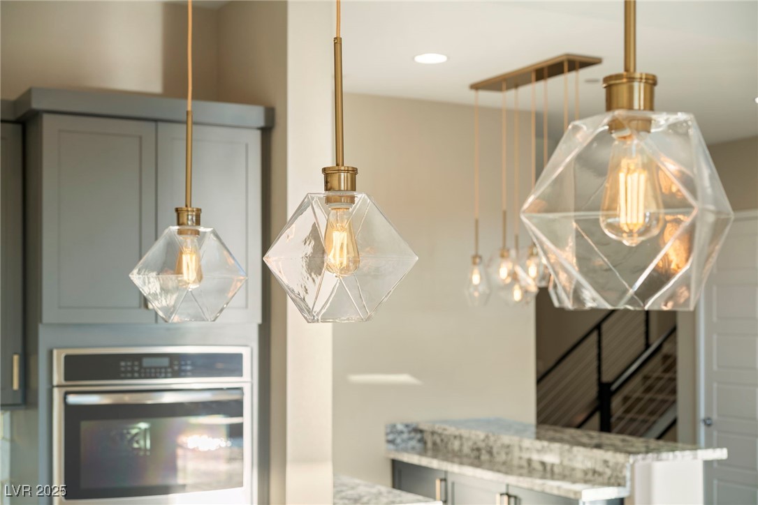 19 Hilltop Crest Street