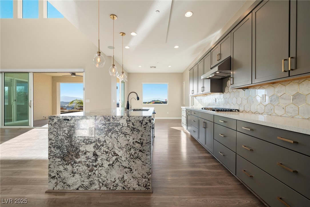 19 Hilltop Crest Street