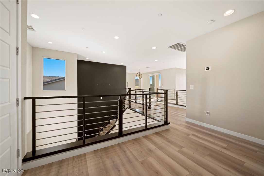 19 Hilltop Crest Street