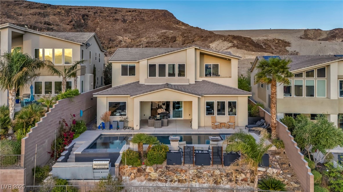 19 Hilltop Crest Street