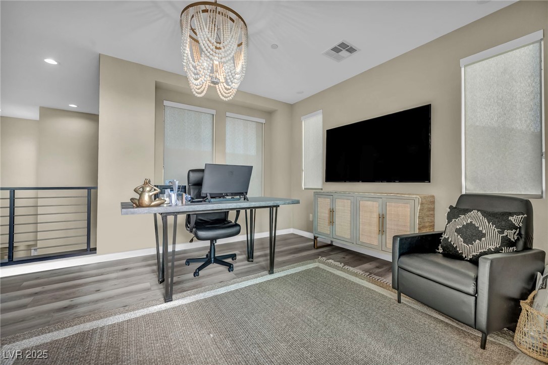 19 Hilltop Crest Street