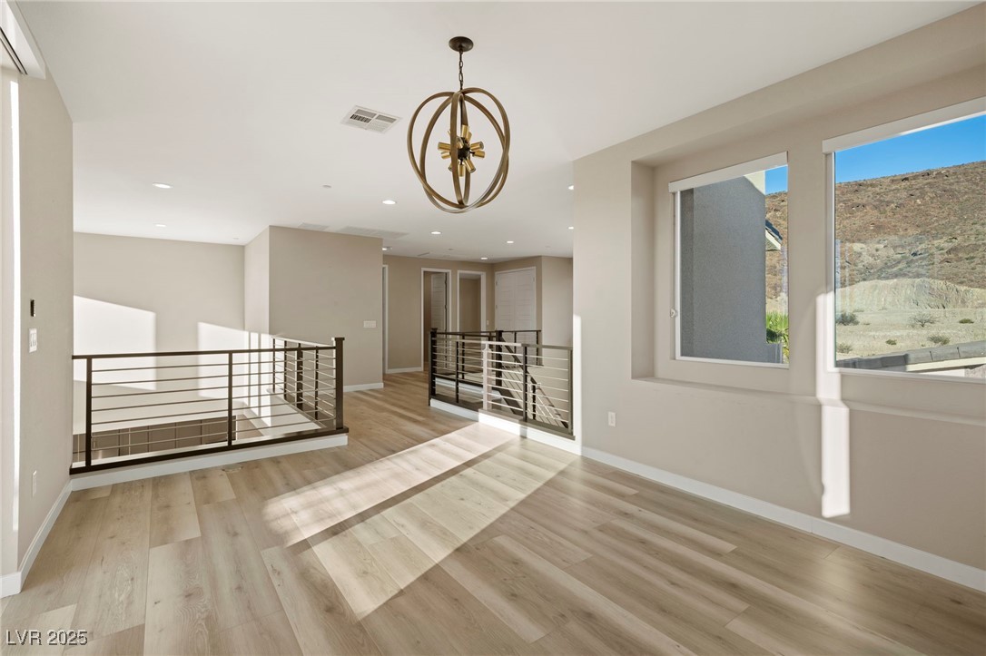 19 Hilltop Crest Street