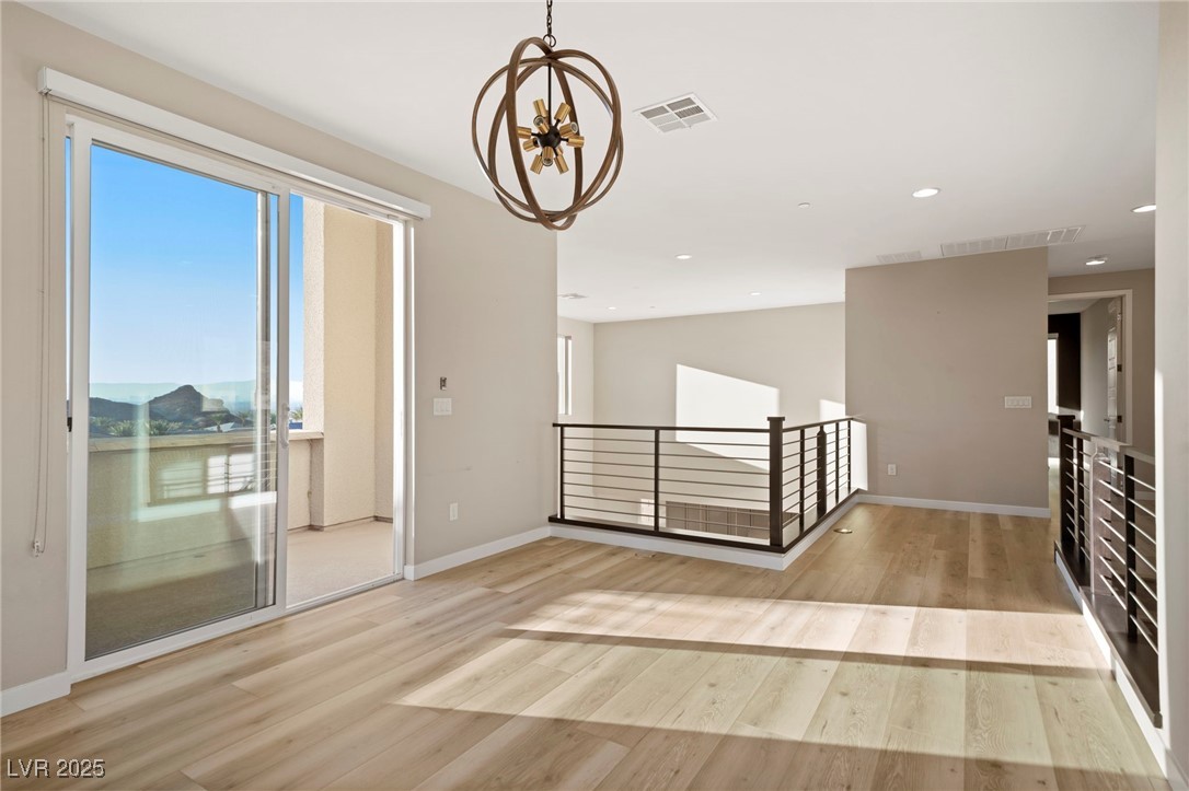 19 Hilltop Crest Street