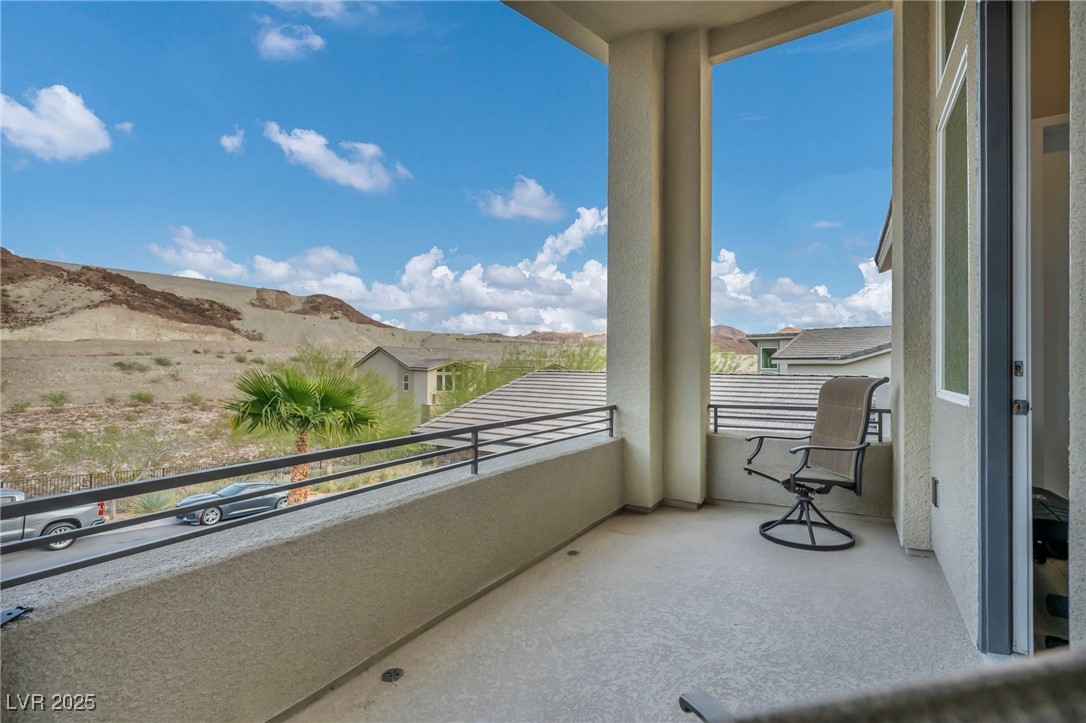 19 Hilltop Crest Street