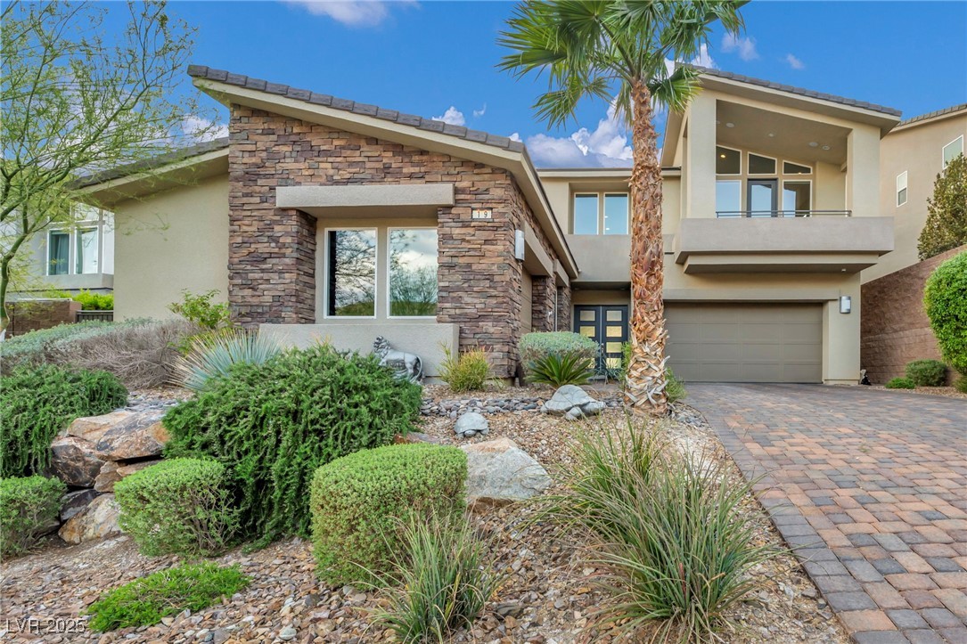 19 Hilltop Crest Street