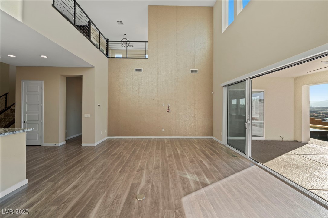 19 Hilltop Crest Street