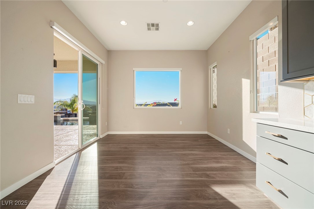 19 Hilltop Crest Street