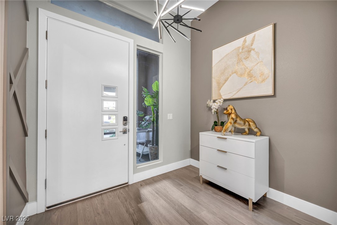 9743 Starlight Ridge Avenue