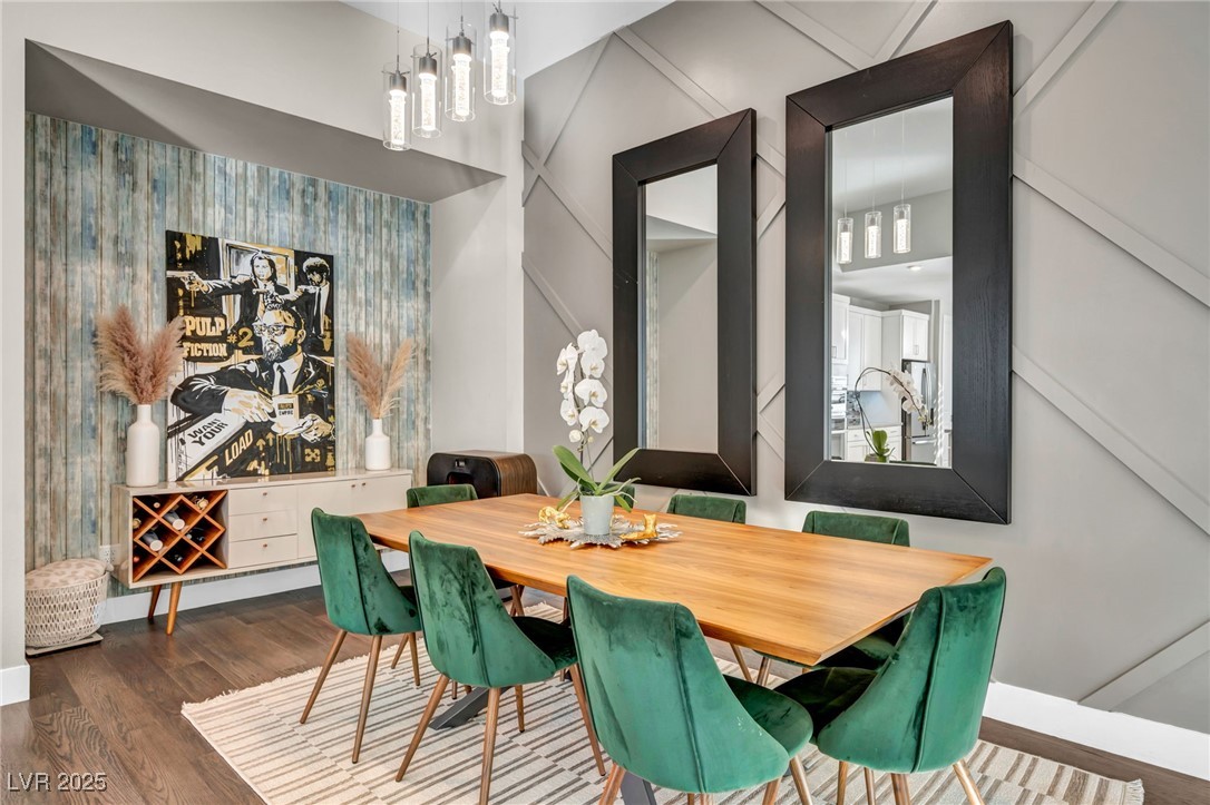 9743 Starlight Ridge Avenue