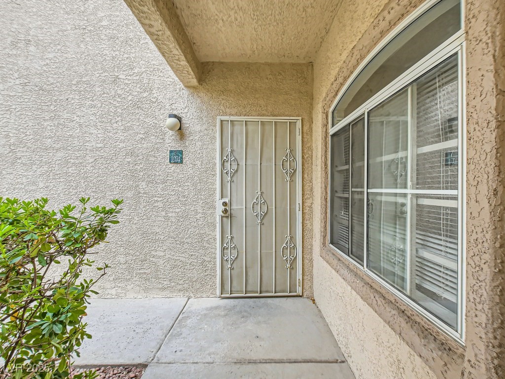 5415 West Harmon Avenue 1074