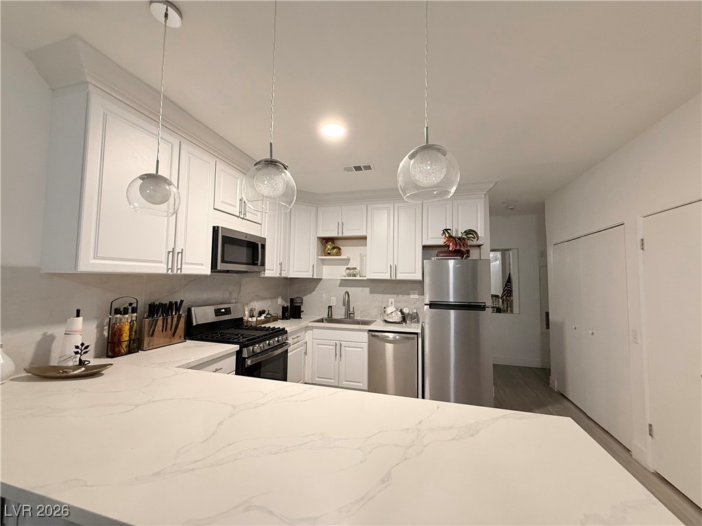 5415 West Harmon Avenue 1074