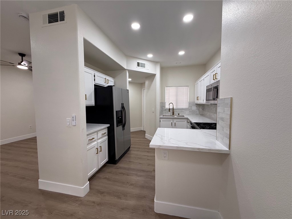 2117 Echo Bay Street 204