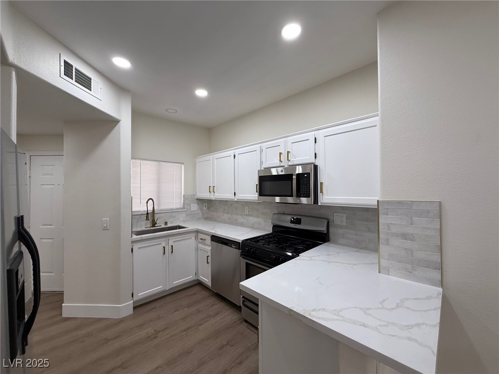 2117 Echo Bay Street 204