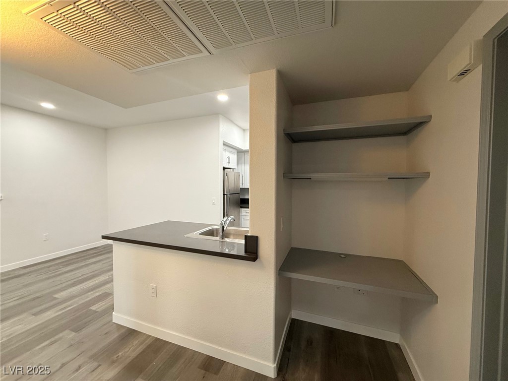 10001 Peace Way 1337