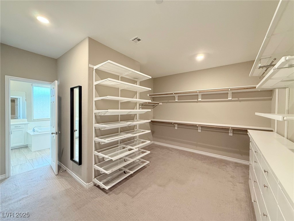 3195 Hazy Hills Avenue