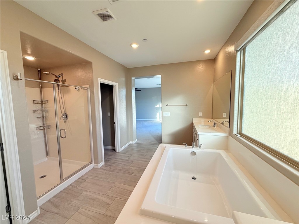 3195 Hazy Hills Avenue