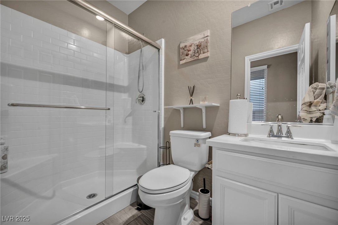 3195 Hazy Hills Avenue