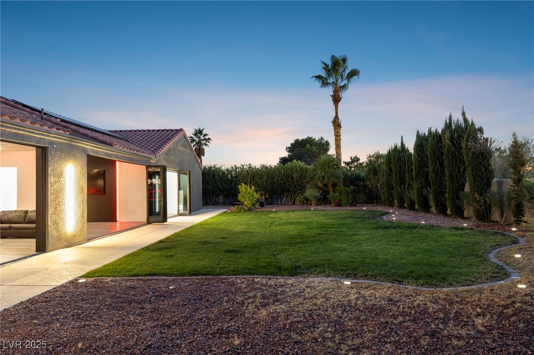 237 East Eldorado Lane