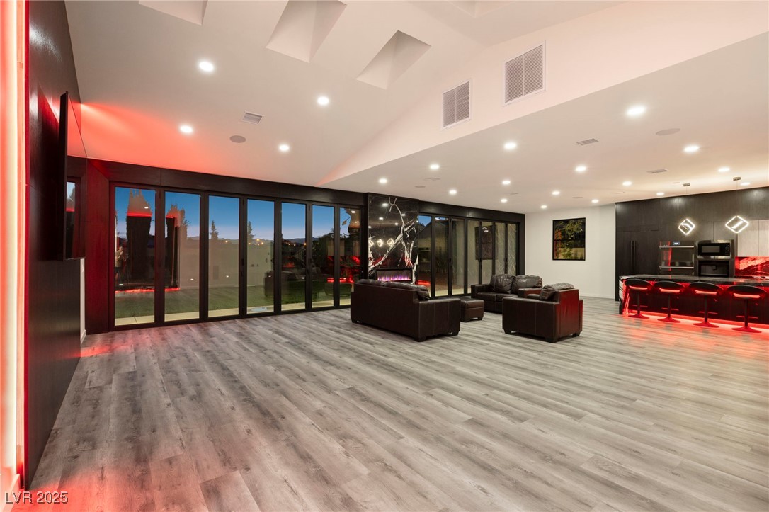 237 East Eldorado Lane