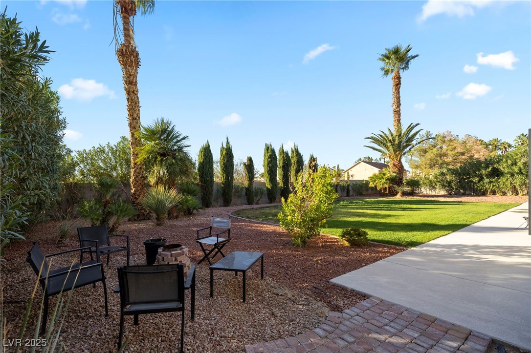 237 East Eldorado Lane