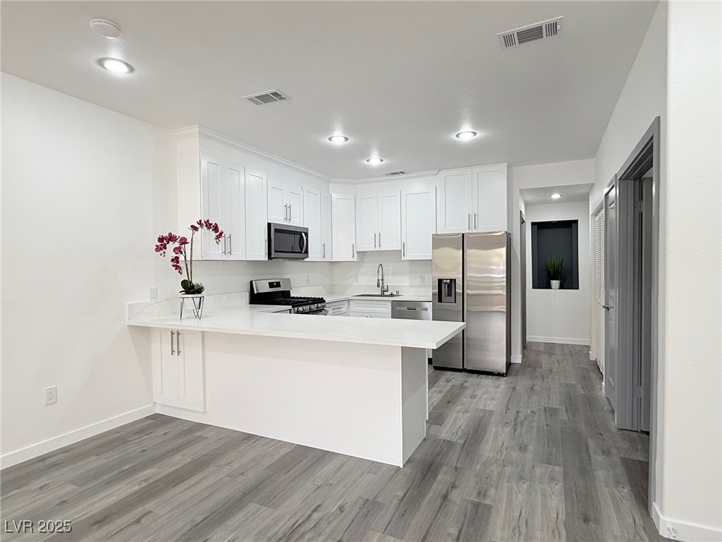 5415 West Harmon Avenue 1006