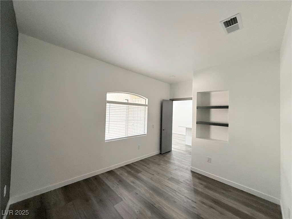 5415 West Harmon Avenue 1006