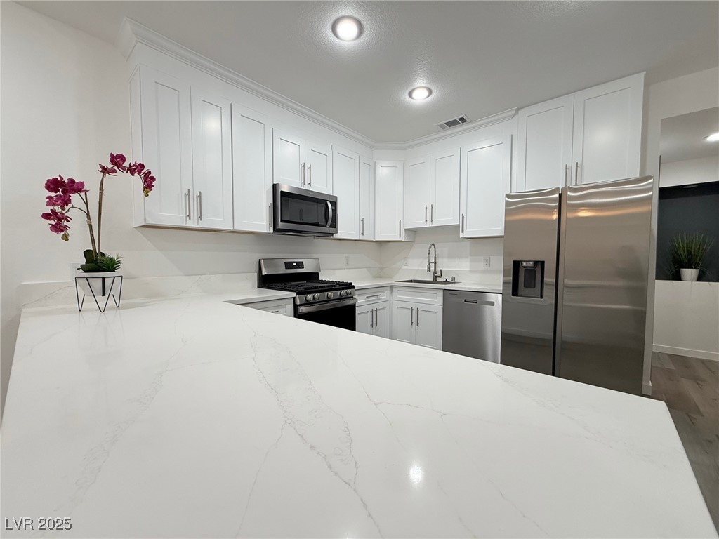 5415 West Harmon Avenue 1006