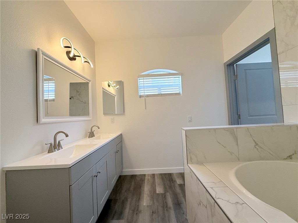 5415 West Harmon Avenue 1006