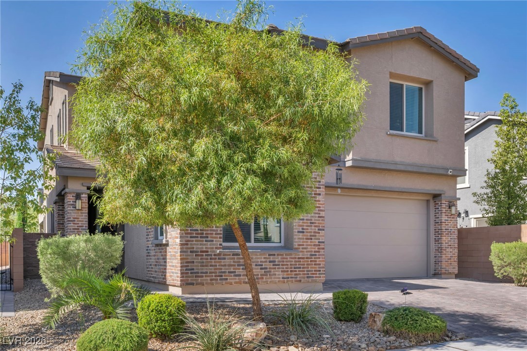 3195 Hazy Hills Avenue