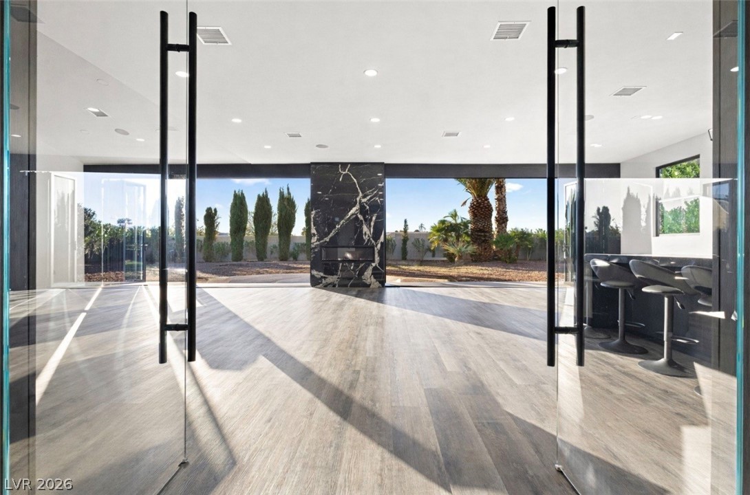 237 East Eldorado Lane