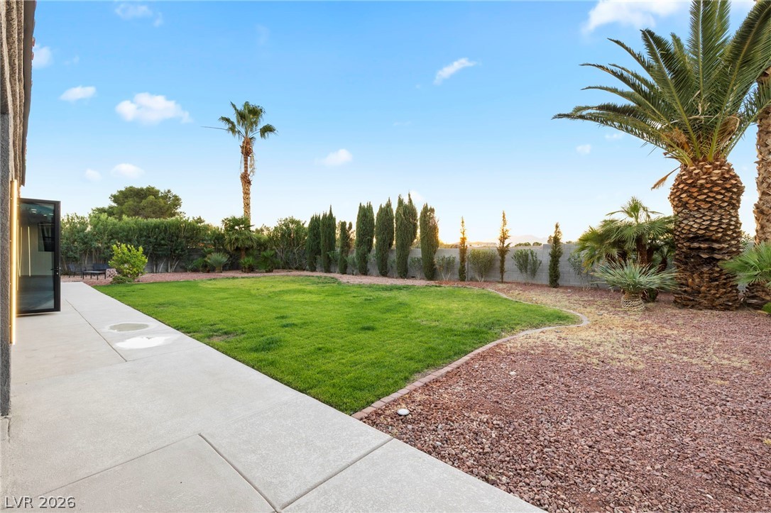 237 East Eldorado Lane