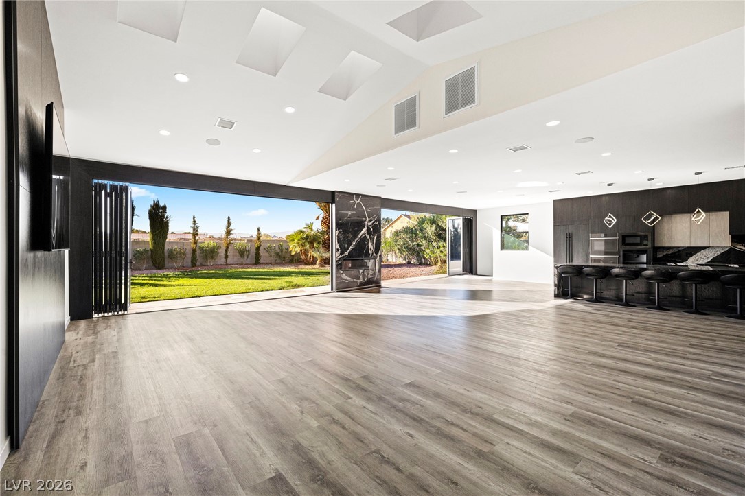 237 East Eldorado Lane