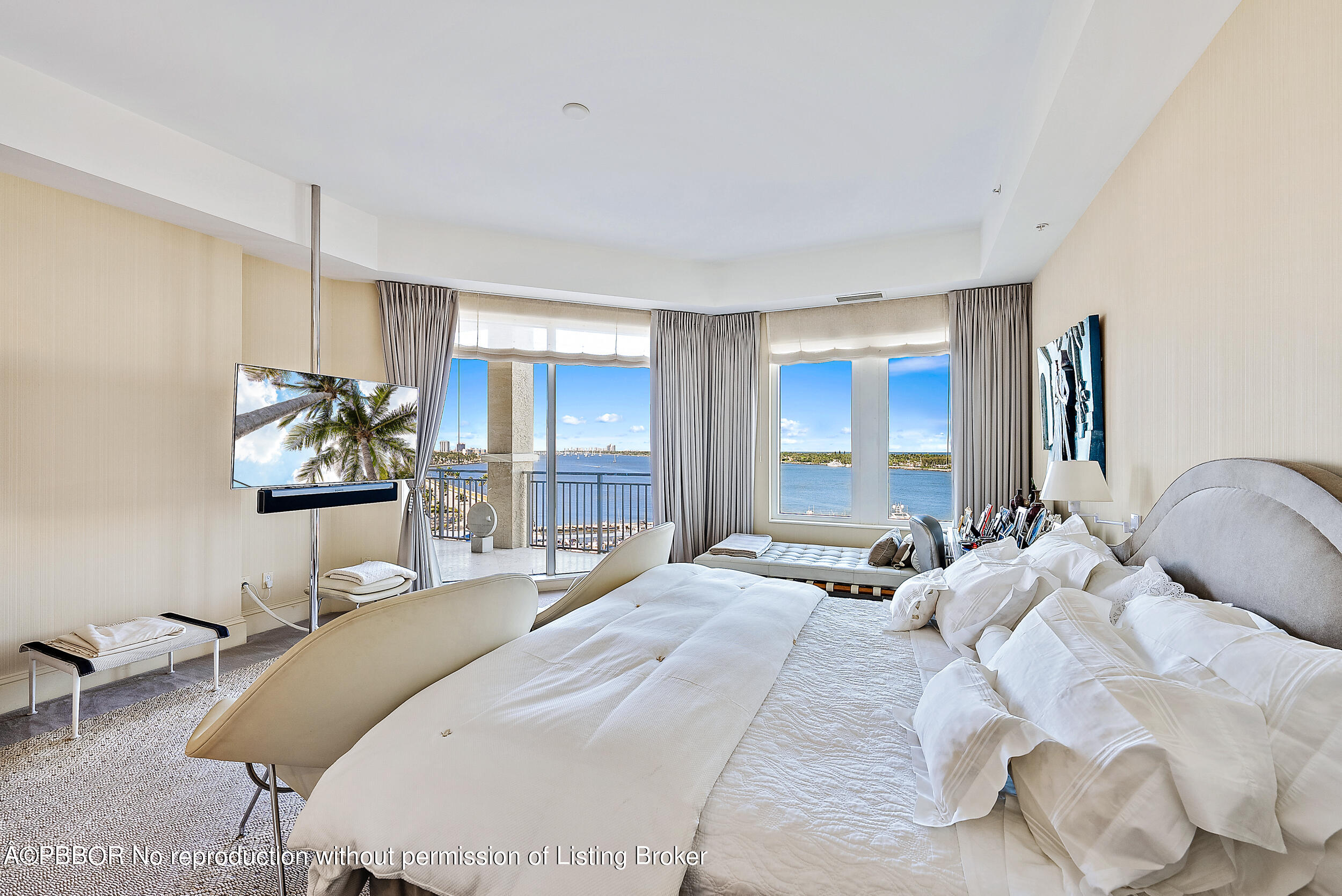 622 N Flagler Drive, 803