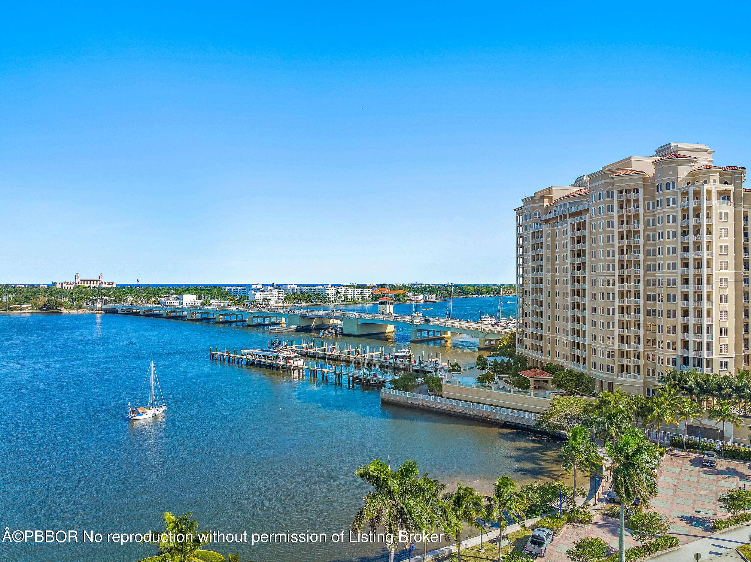 622 N Flagler Drive, 803