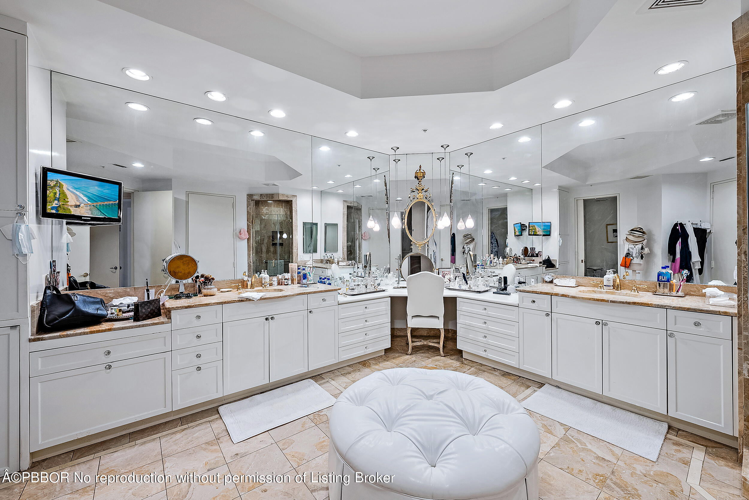 622 N Flagler Drive, 803