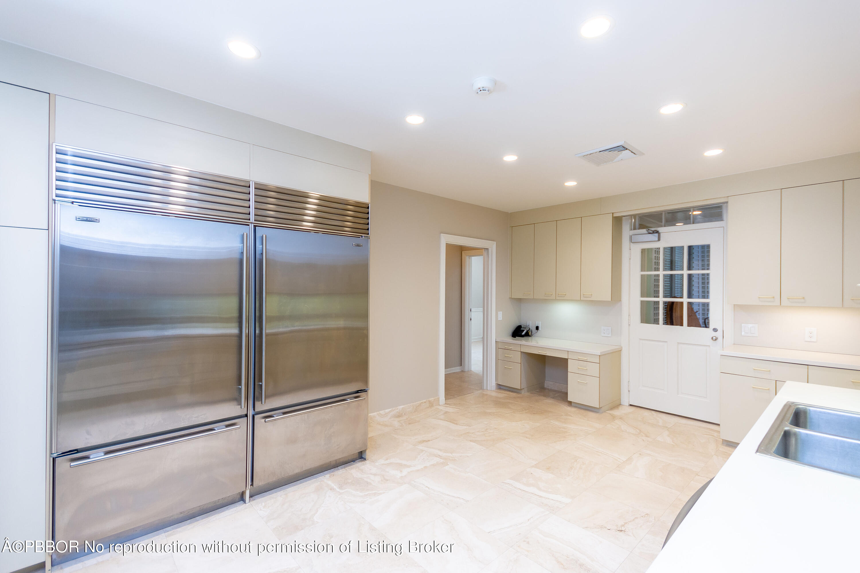 1125 S Ocean Boulevard