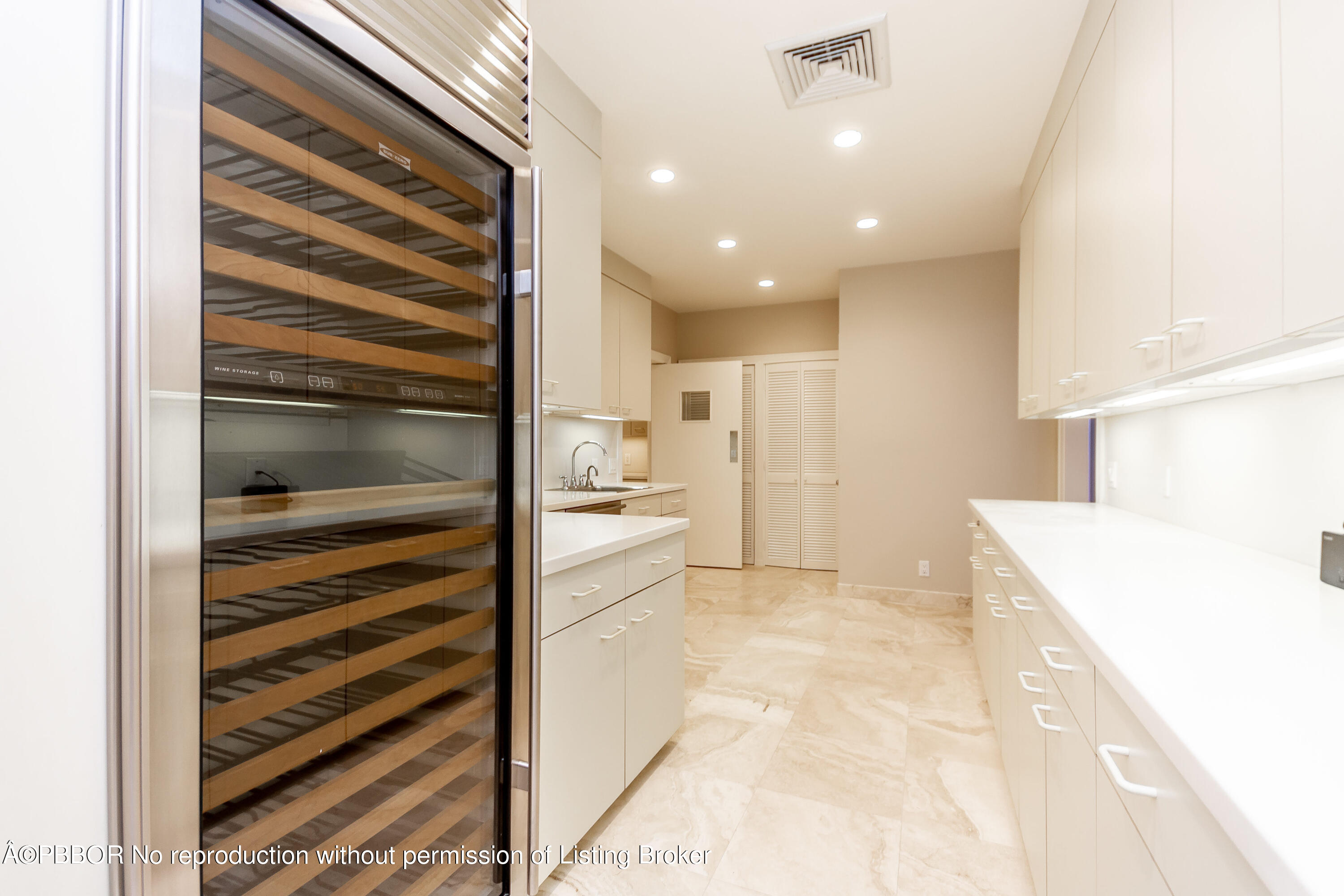 1125 S Ocean Boulevard